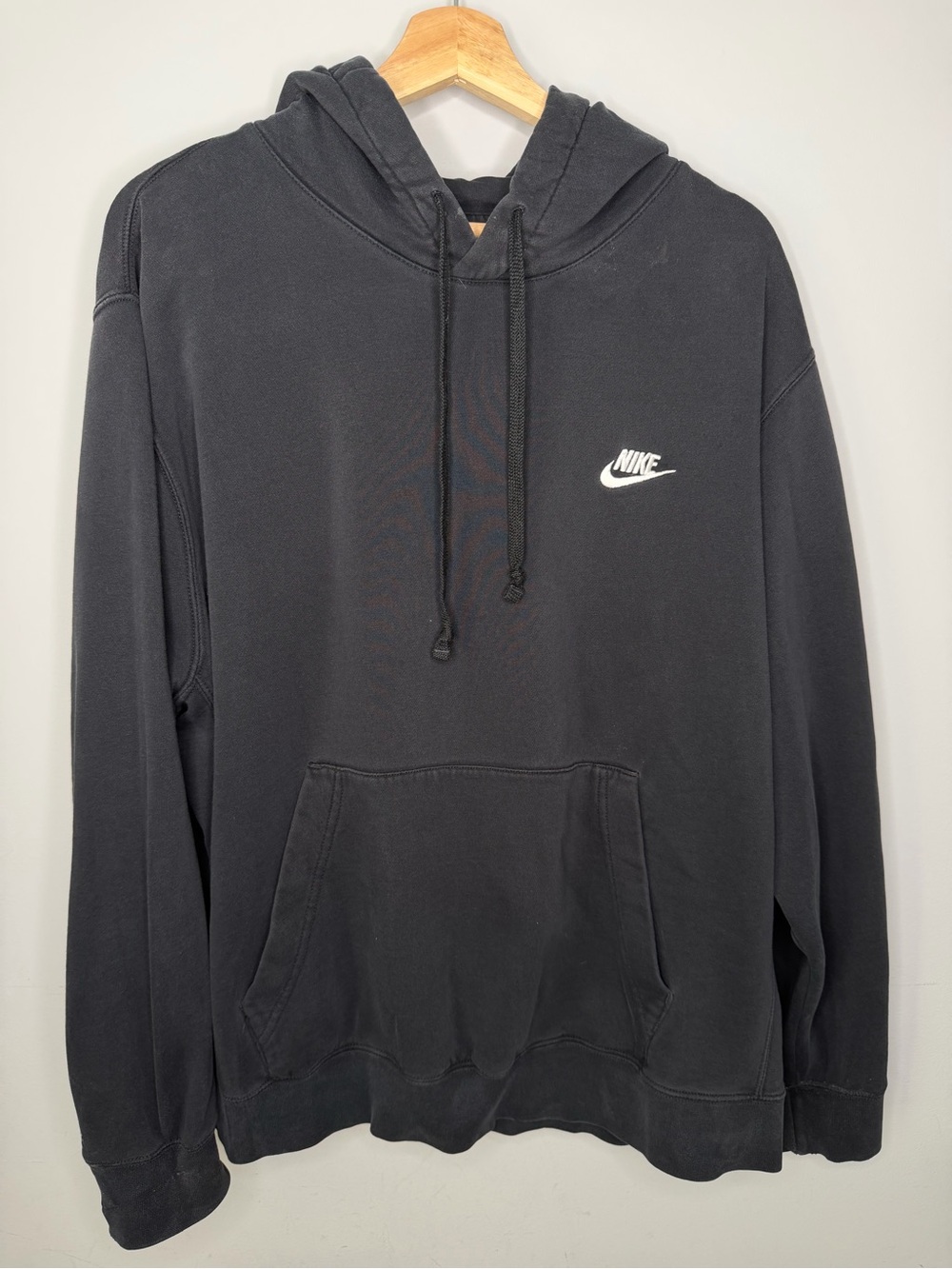 Men’s size XL X-Large Nike Black Pullover Hoodie with White Swoosh